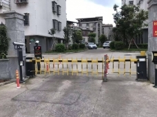 福建臥龍小區(qū)車牌識別銳捷款案例